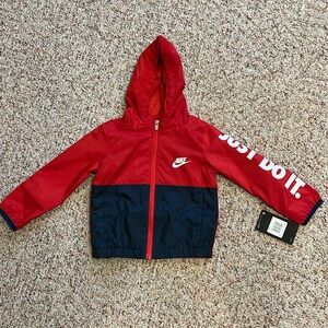 Toddler Nike hooded windbreaker NWT size 2T red and blue